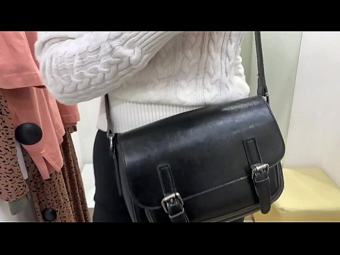 ❤️ Javna masturbacija mlade kurbe FeralBerry z dildom v garderobi ❌ Sex video na sl.sitevox.top ❌️❤